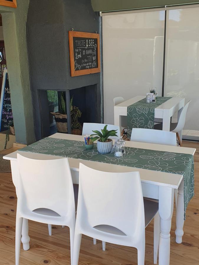Kaijaiki Country Inn And Restaurant Yzerfontein Ngoại thất bức ảnh